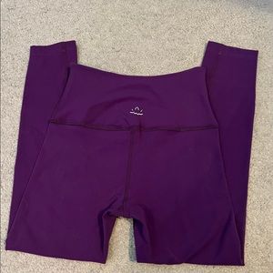 Beyond Yoga Purple High Waisted Leggings Small
